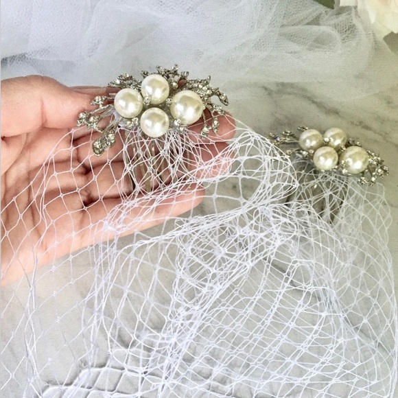 Bridal birdcage veil with Pearls - Picture 4 of 4